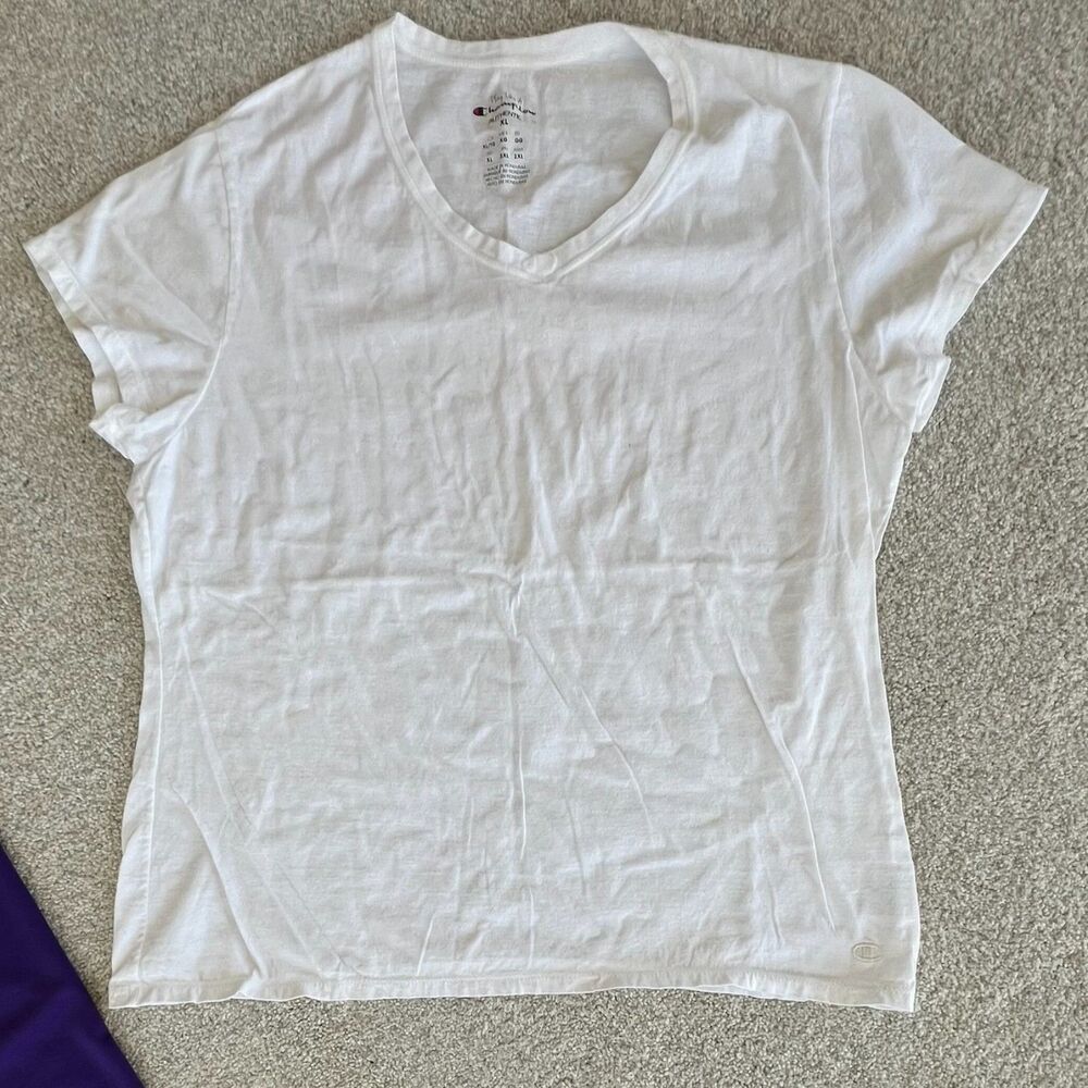 NWOT Champion T-Shirts Size XL